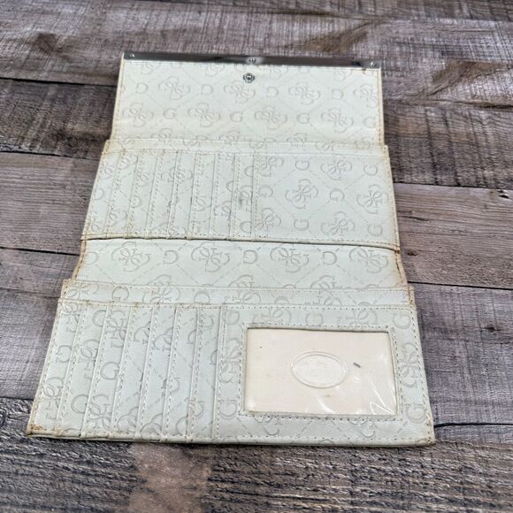 Guess White Leather Wallet - Picture 14 of 16